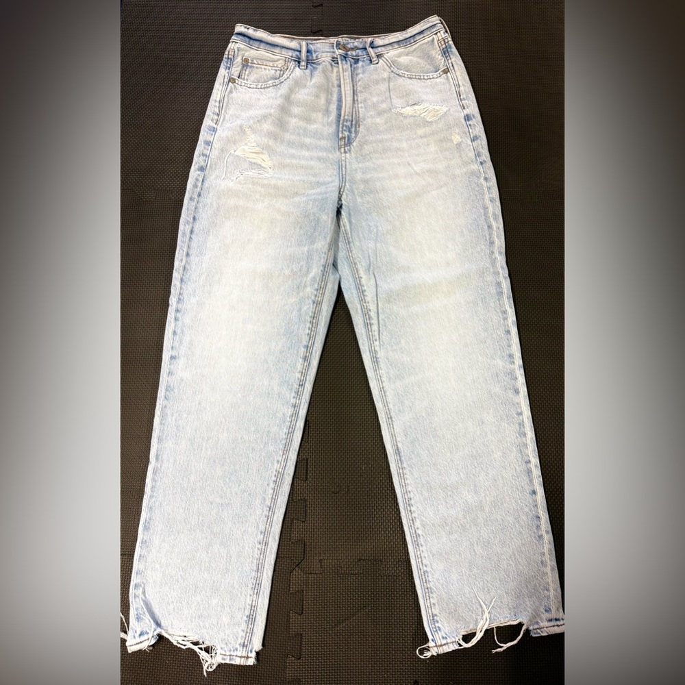 American Eagle Baggy Boyfriend Jeans